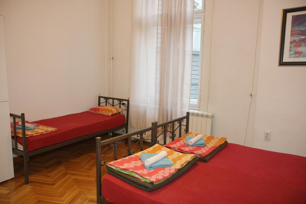 Time Hostel Belgrado Kamer foto