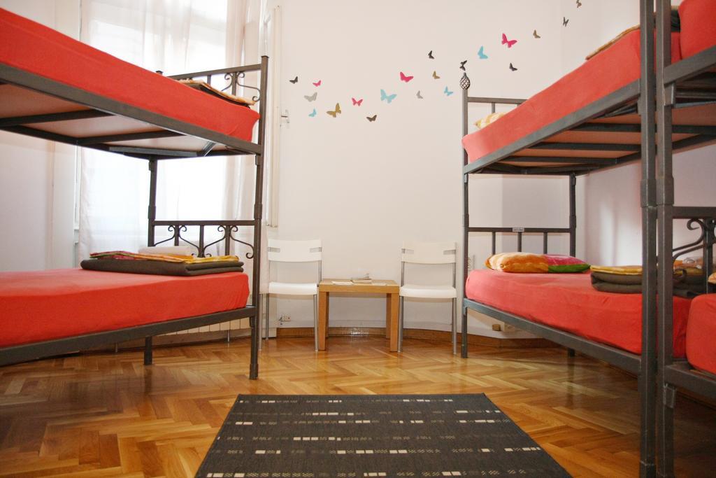 Time Hostel Belgrado Kamer foto