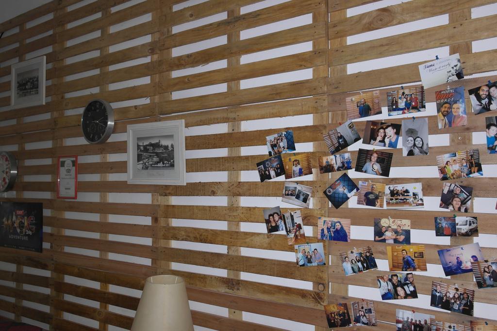 Time Hostel Belgrado Buitenkant foto