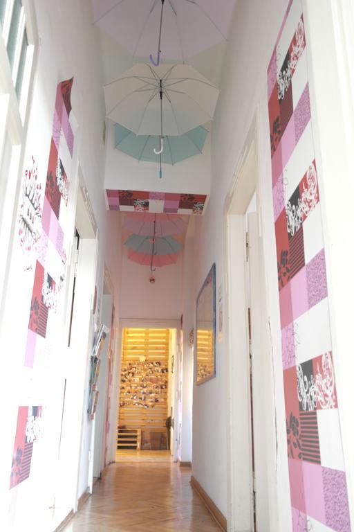Time Hostel Belgrado Buitenkant foto