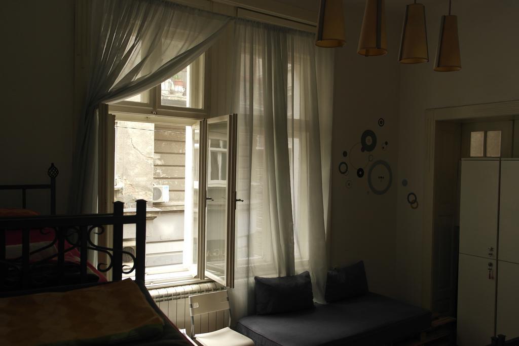 Time Hostel Belgrado Buitenkant foto